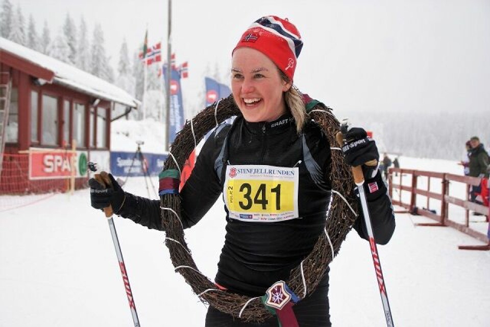Håvard Hansen rekordrask i Stenfjellrunden Ingrid_Damgaard_seierskrans.jpg