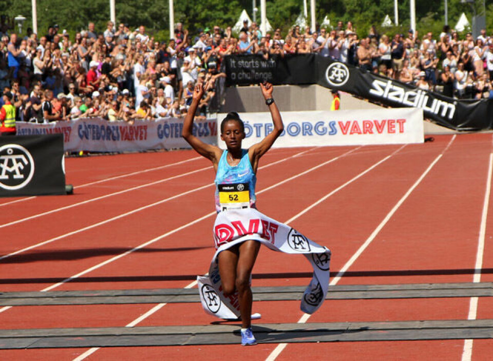 613 norske fullførte Göteborgs-varvet i strålende solskinn Kvinner_4S7A0557.jpg