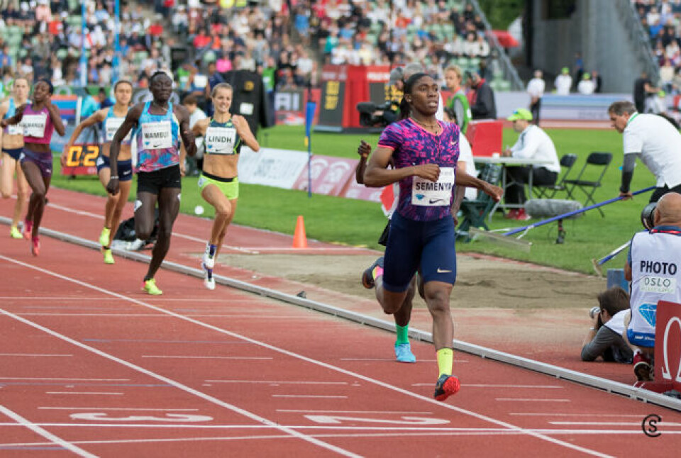 Caster Semenya tok sin tredje strake Diamond Leauge-seier på 800 m. (Foto: Sylvain Cavatz) Caster Semenya tok sin tredje strake Diamond Leauge-seier på 800 m. (Foto: Sylvain Cavatz)