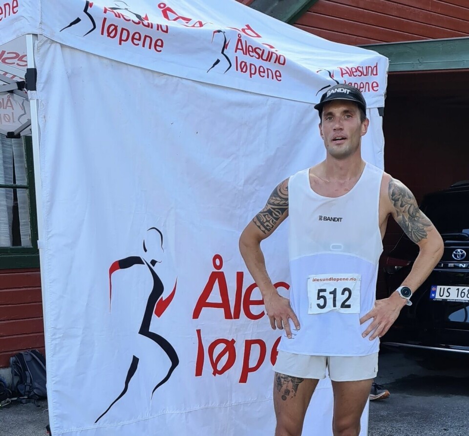 Lasse Aleksander Finstad fra Ålesund vant dagens 10 km på solid ny løyperekord. Foto: Sigbjørn Anton Lerstad Lasse Aleksander Finstad bor i Ålesund. Han både deltok og vant dagens 10 km på solid ny løyperekord