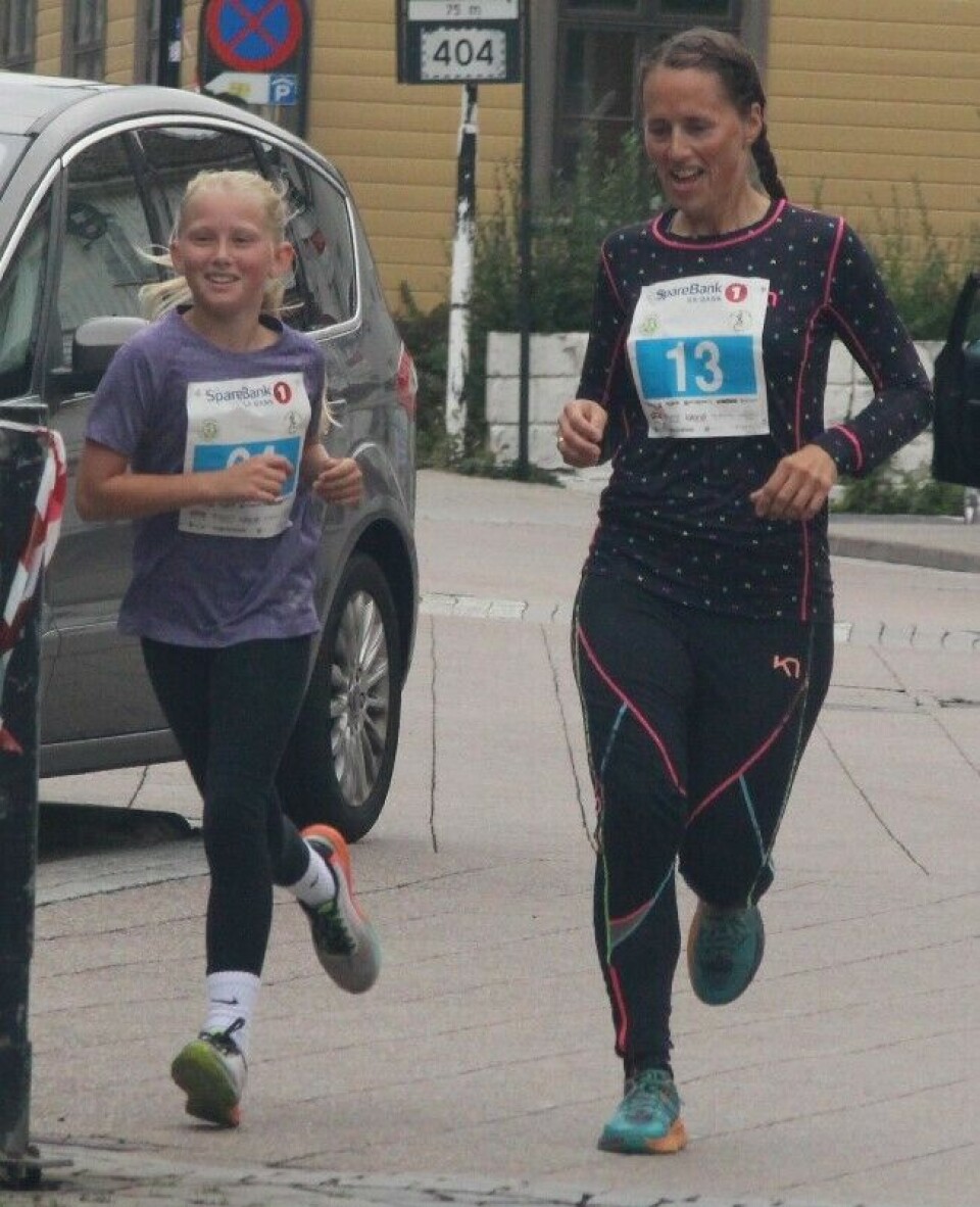 307 løpere fullførte Grimstad maratons tre distanser IMG_4641Damsgaard13og64.jpg