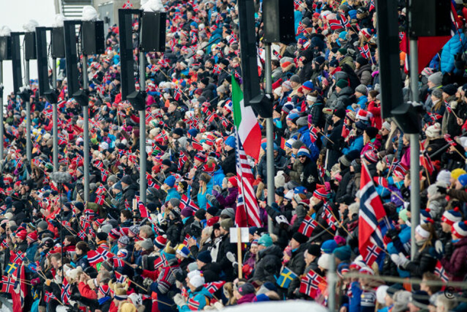 Dario Cologna vant femmila etter målfoto 5mila_16-29_033.jpg