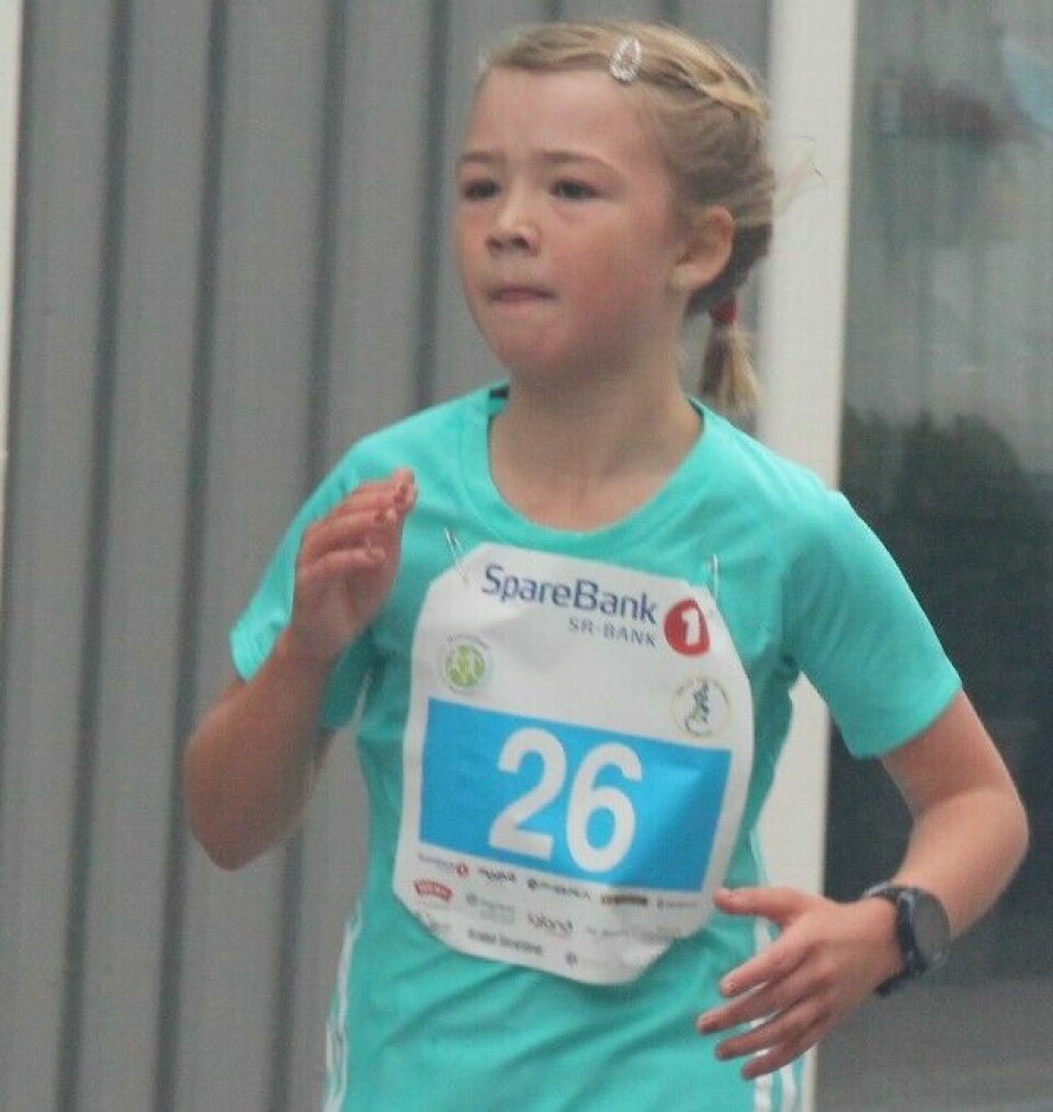 307 løpere fullførte Grimstad maratons tre distanser IMG_4637Nr26pige.jpg