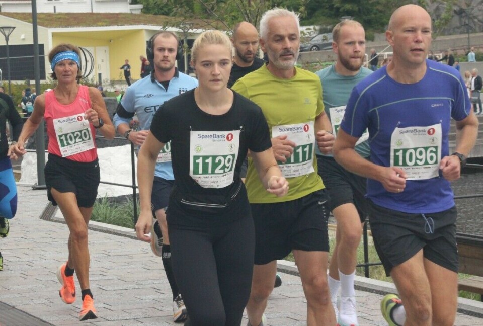 307 løpere fullførte Grimstad maratons tre distanser IMG_4671JulikaFidjelandKirstenMVoie.jpg