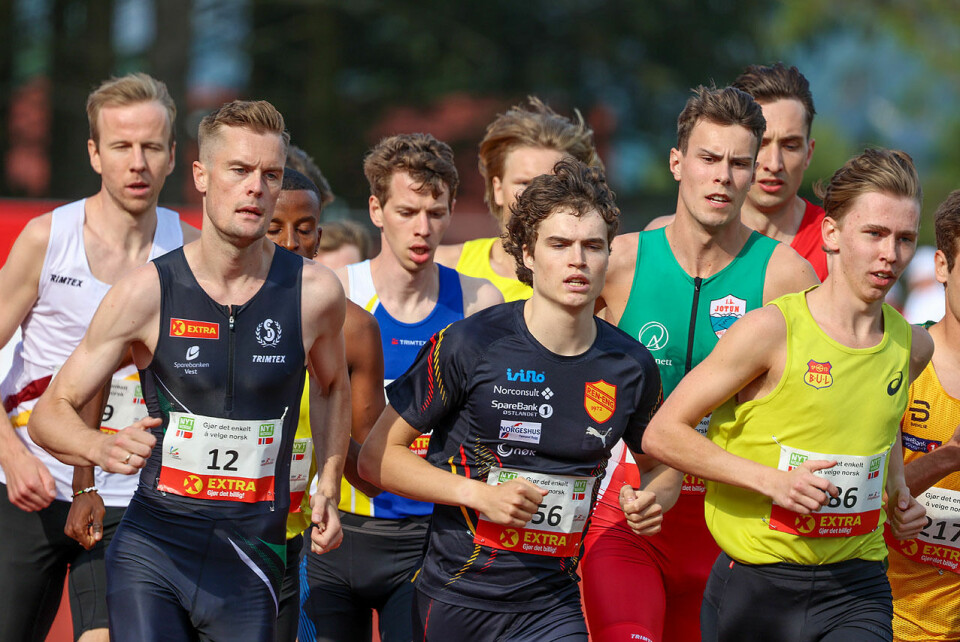 Kristoffer Sagli knep seieren foran Håkon Moe Berg i forsøket Filip Mangen Ingebrigtsen_Esten Hansen-Møllerud Hauen_Adrian Stene Olsen.jpg
