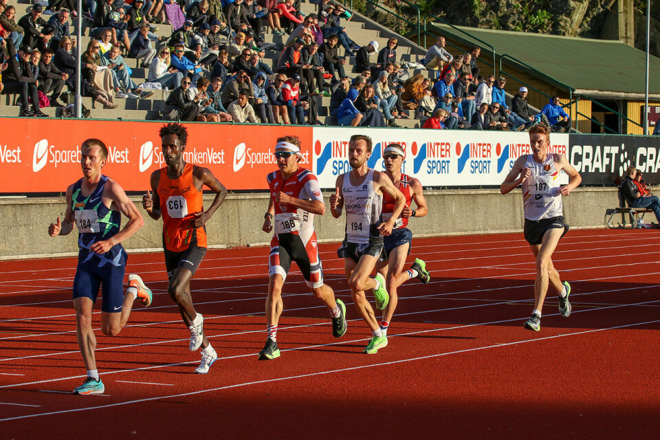 Zerei Mezngi vant 10 000 meter med årsbeste i verden og banerekord på Fana Stadion 3J6A5821.jpg