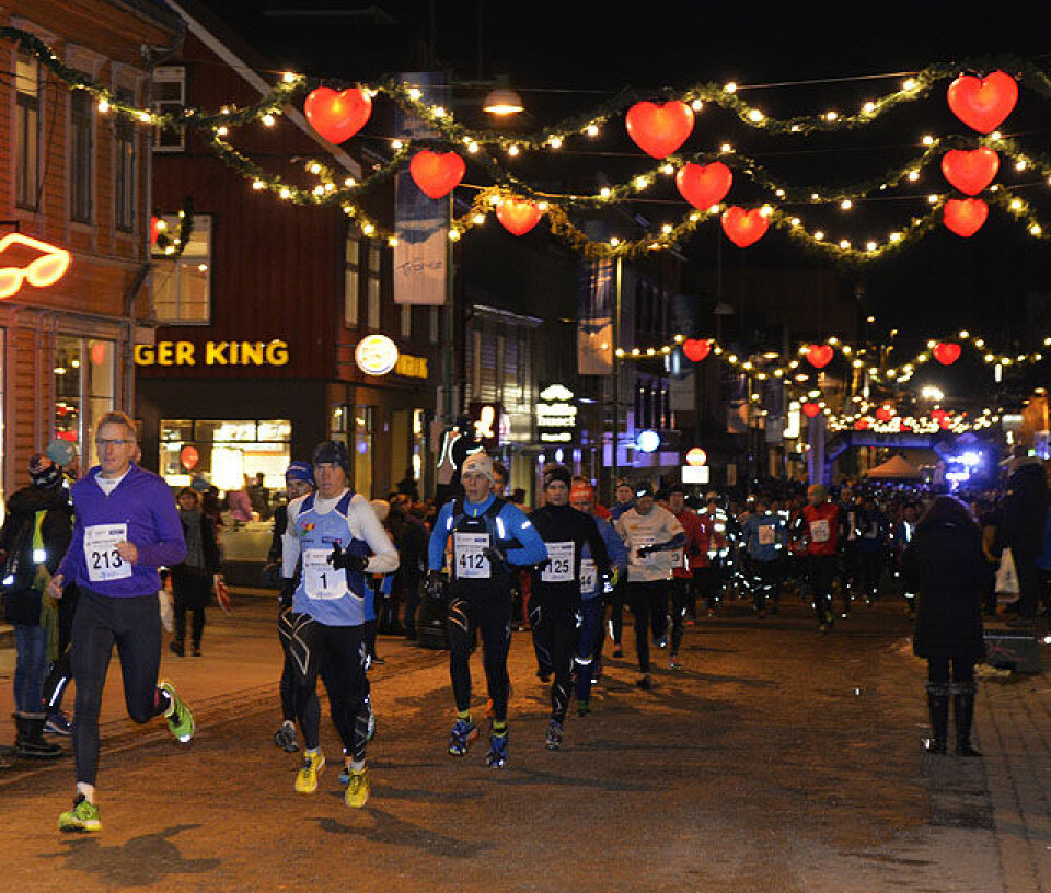 Flere rekorder i Mørketidsløpet halvmaraton_D4N9844-start1.jpg