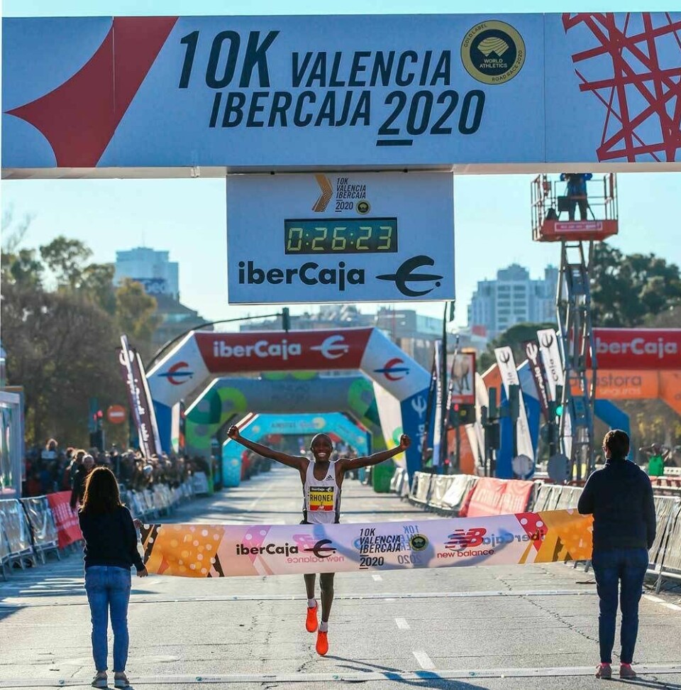 Ny verdensrekord og europeisk rekord på 10 km Rhonex_Kipruto.jpg