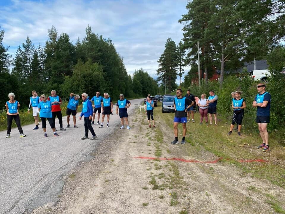 En av de to fellesstartene i 3. løp på Sandberg å Velta. (Foto: Gunn Helen Kjensmo) En av de to fellesstartene i 3. løp på Sandberg å Velta. (Foto: Gunn Helen Kjensmo)