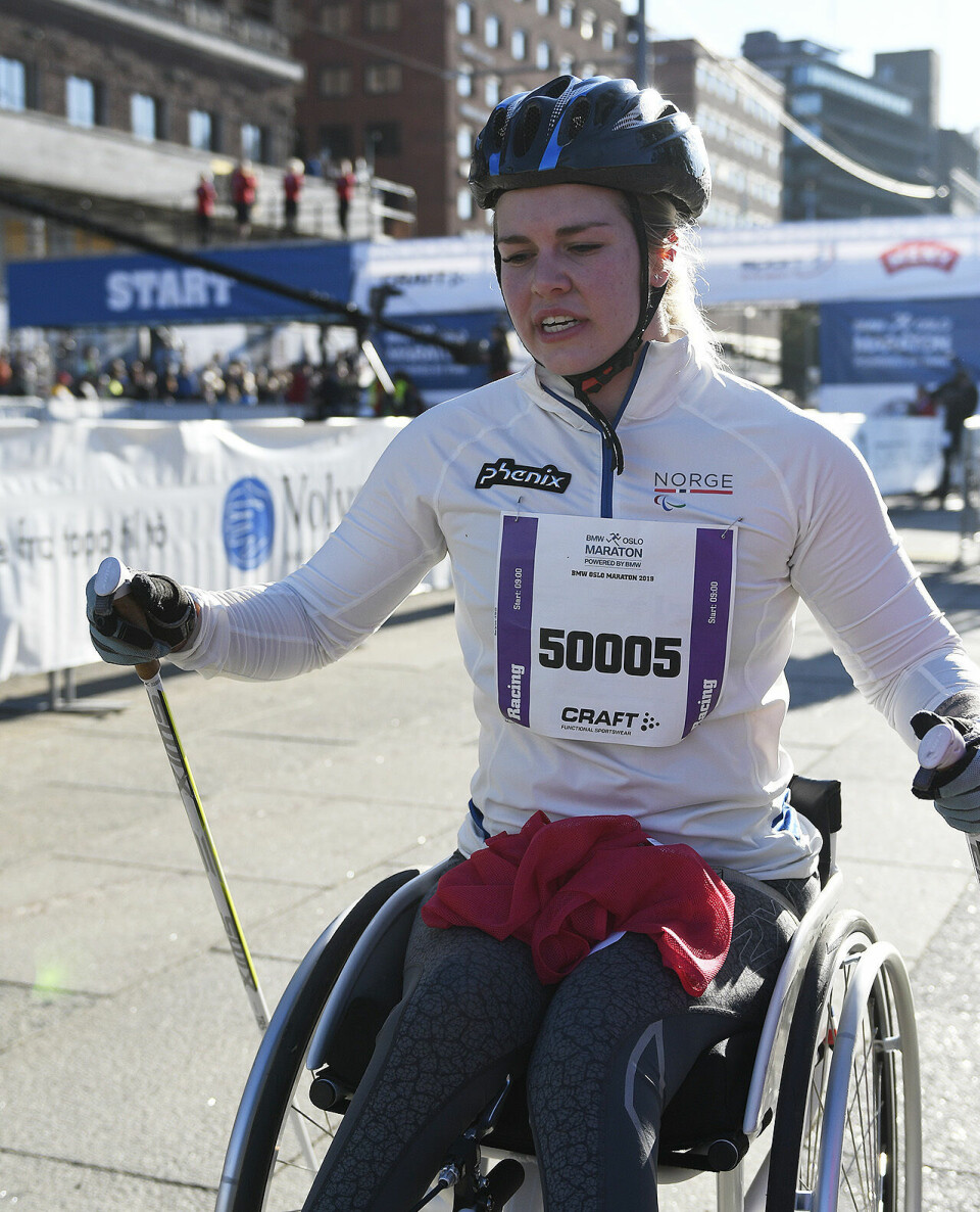 Lena slo alle gutta i Racing rullestol i Oslo Maraton rullestol-vinner_50D3536.jpg