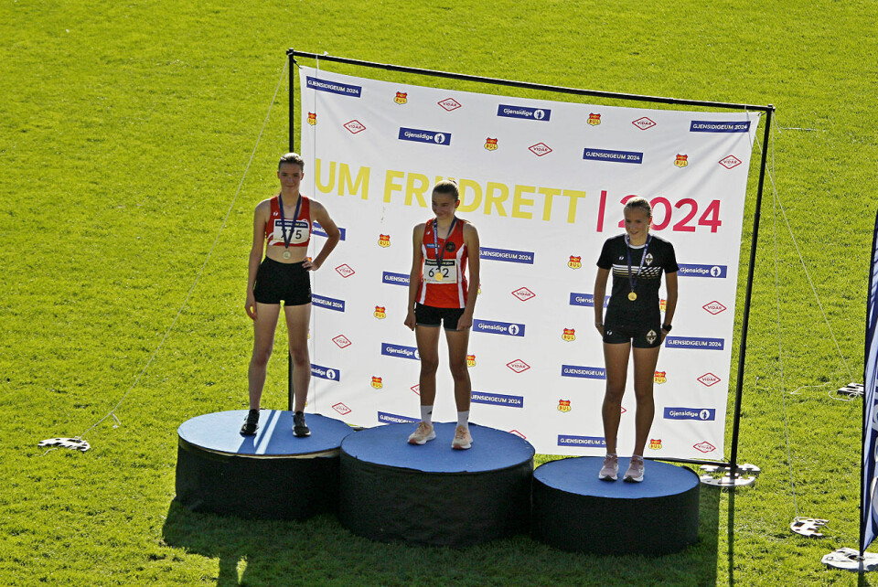 Dagmar de Lie gikk til gull J-15 Premie 2000m kappgang_H9F2003.jpg