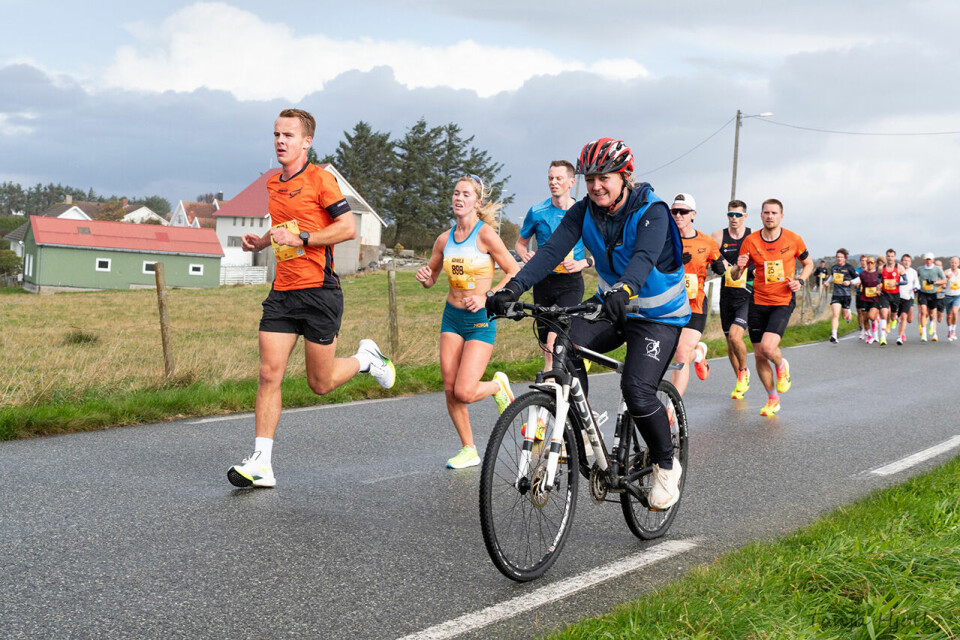 Rekorddeltakelse og sterke tider i PB Milå på Randaberg kristine-dommersnes-tonja-hjollo.jpg
