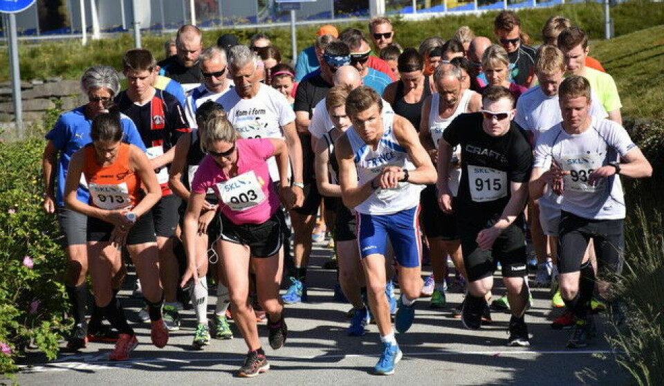 Startfeltet på 10 km Startfeltet på 10 km