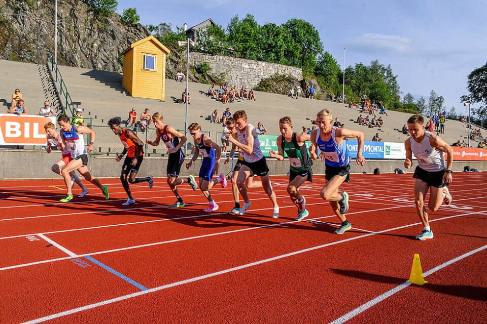 Gode løpstider da Marius Vedvik vant 3000 meter i Arne Risa Classic _DSC9010.jpg