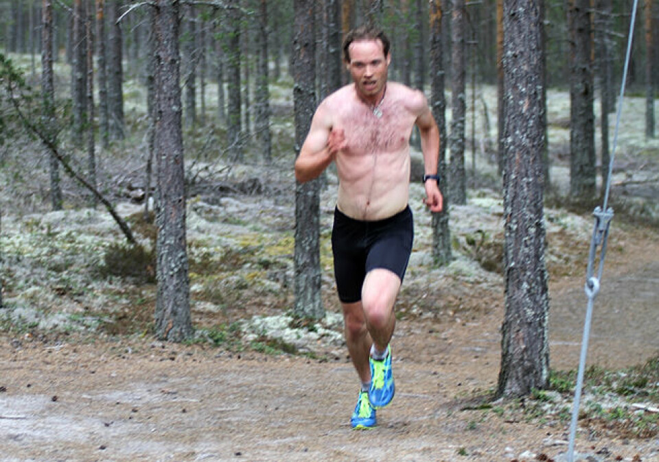 Heine Toftegaards 3. strake seier i Gå-joggen Heine_Toftegaard_mot_maal