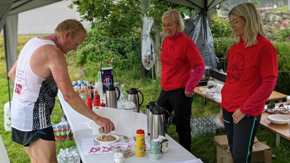 God stemning under Møkster Maraton Serveringen var det ikke noe å si på under Møkster Maraton 2024