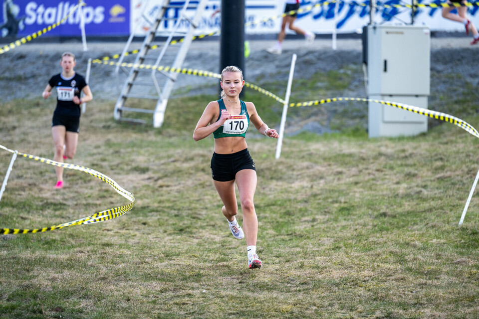 Malin Søtorp Solberg cruiset inn til NM-gull i U20 nr-1-og-2-i-u20.jpg