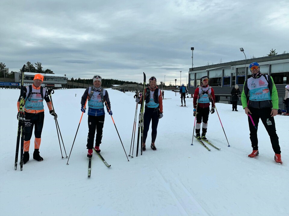 Mission accomplished på BB-stadion lørdag av (fra v.), Tor Christian Eilertsen, Ole-Petter Sætre, Gro Siljan Hjukse, Rudi Kristiansen og Jan Kristian Haugnæss. (Foto: Elin Karlsen) Mission accomplished på BB-stadion lørdag av (fra v.), Tor Christian Eilertsen, Ole-Petter Sætre, Gro Siljan Hjukse, Rudi Kristiansen og Jan Kristian Haugnæss. (Foto: Elin Karlsen)