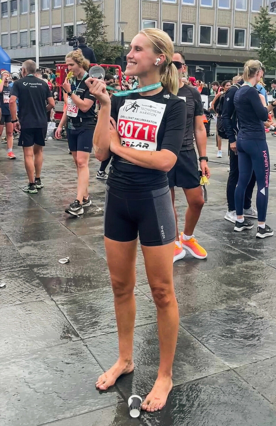På startstreken uten sko – forberedelser og opplevelsen under Trondheim Maraton Christina-Forstrønen-Bruaroey-medalje-foto-privat-image00004.jpg