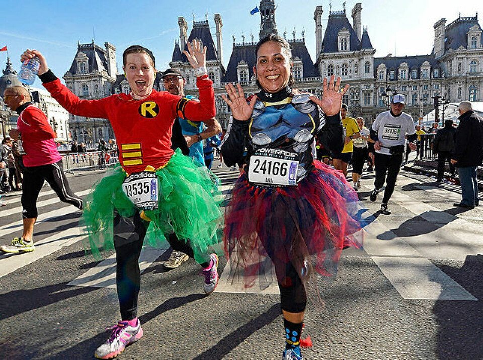 32910 løp Paris halvmaraton Utkledte_damer_2014_utkledt.jpg