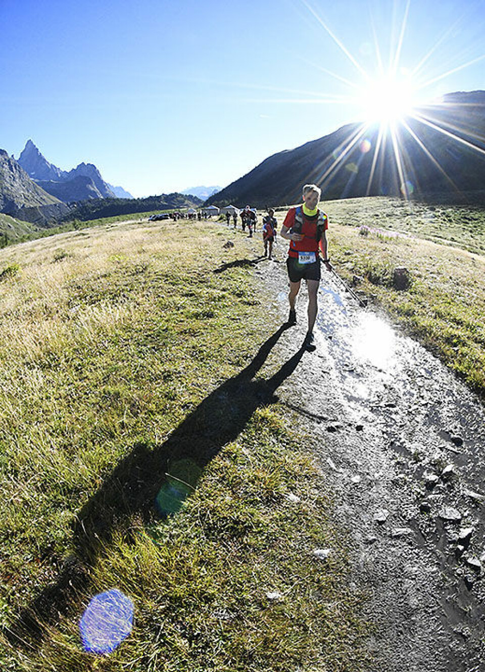 Norsk mannefall da Ultra-trail Mont Blanc starta med TDS lac-combal_50D2457.jpg