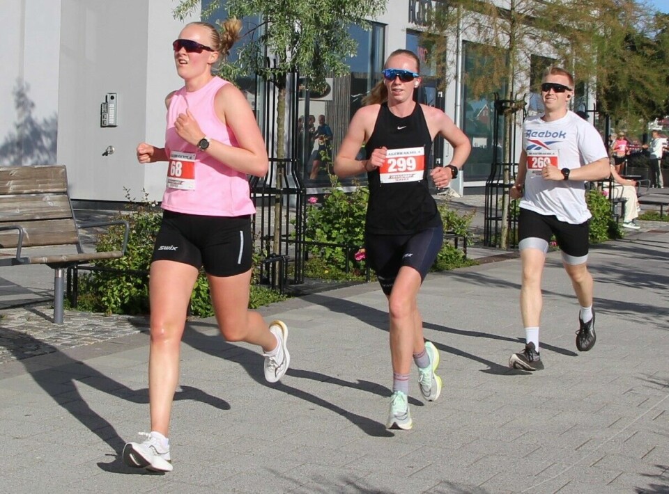 Eufori i Arendal: 449 løp Skagerrakmila IMG_8226SynnoveSolheimKrLivHegeHommeR.JPG