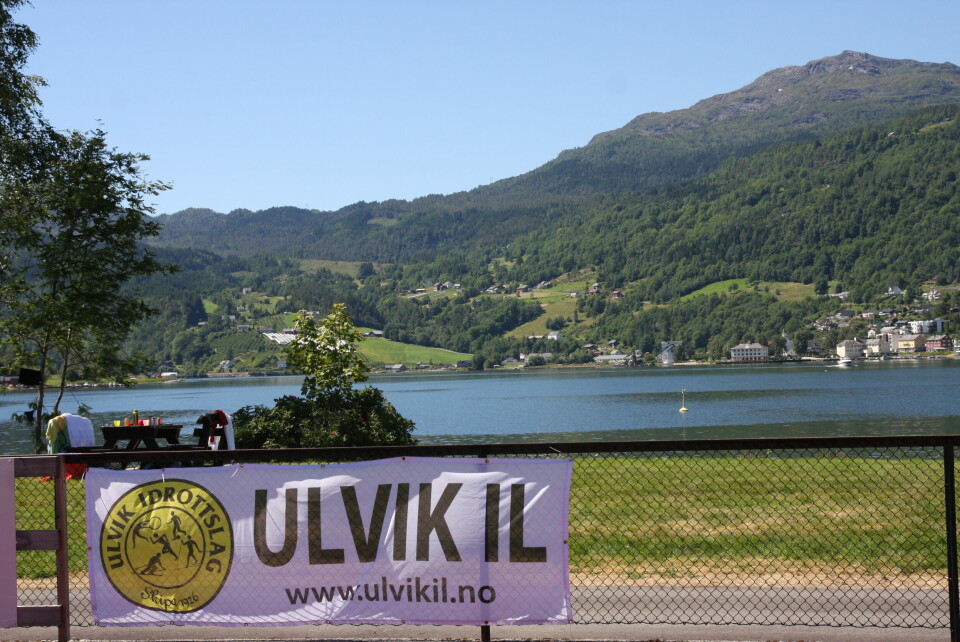 Ulvikaleikane i god atmosfære IMG_0298.JPG