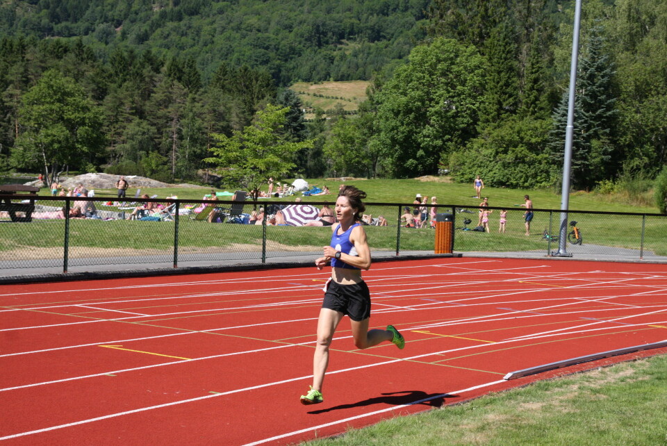 Ulvikaleikane i god atmosfære IMG_0337.JPG