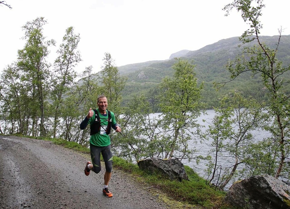 Vått og kaldt da Therese Falk og Håkon Urdal vant 1. etappen av Rallarvegsløpet Stein_Kjetil_Hefle_4S7A1337.jpg