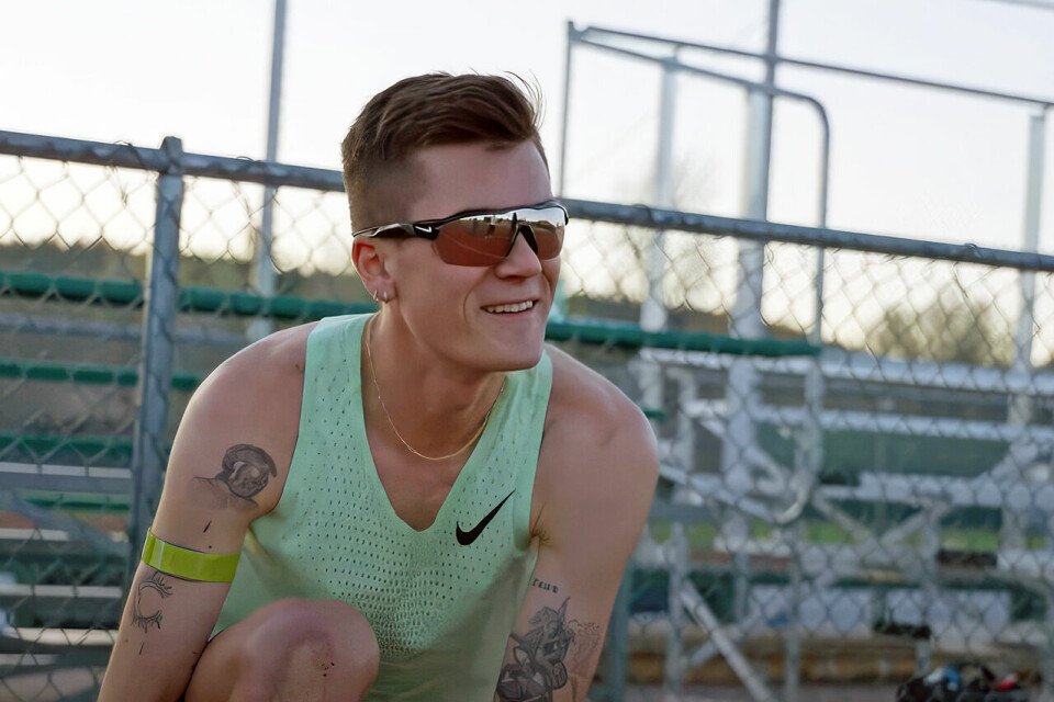 Jakob Ingebrigtsen forteller om forberedelsene til sesongen 2024. Filmen nederst i denne artikkelen er produsert av FloTrack, og vi får være med Jakob på en intervalløkt i Flaggstaff. (Foto Skjermdump fra filmen / FloTrack) Jakob Ingebrigtsen forteller om forberedelsene til sesongen 2024. Filmen nederst i denne artikkelen er produsert av FloTrack, og vi får være med Jakob på en intervalløkt i Flaggstaff. (Foto Skjermdump fra filmen / FloTrack)