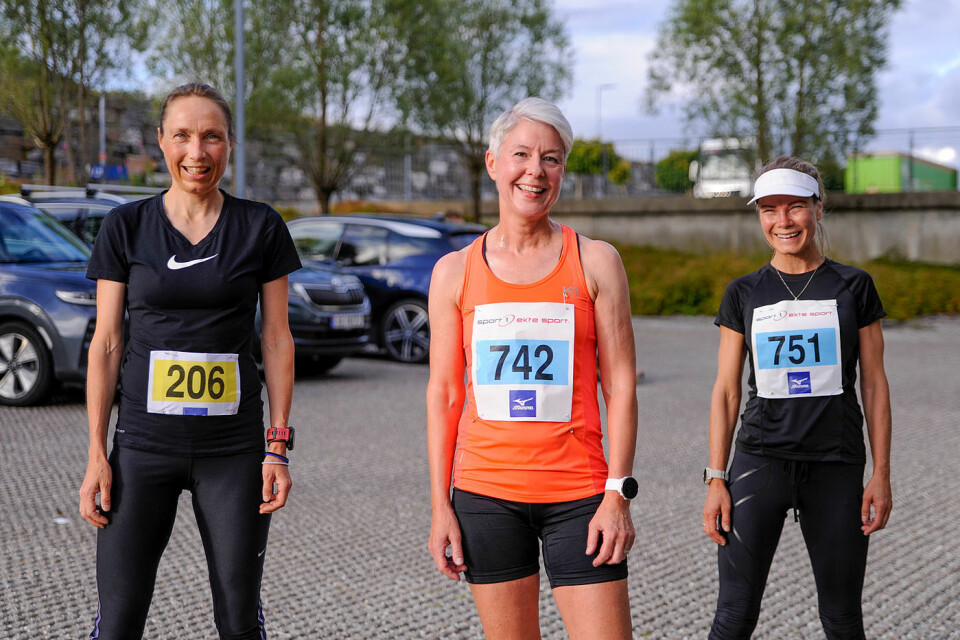 Cecilie Pernille Thomassen vant 5 km foran Sølvi Abbedissen og Ragnhild Minde Romarheim. (Alle foto: Arne Dag Myking) Cecilie Pernille Thomassen vant 5 km foran Sølvi Abbedissen og Ragnhild Minde Romarheim. (Alle foto: Arne Dag Myking)