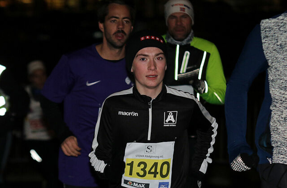 Kald avslutning for sesongens siste Åsane løpskarusell 1P1A2015r.jpg