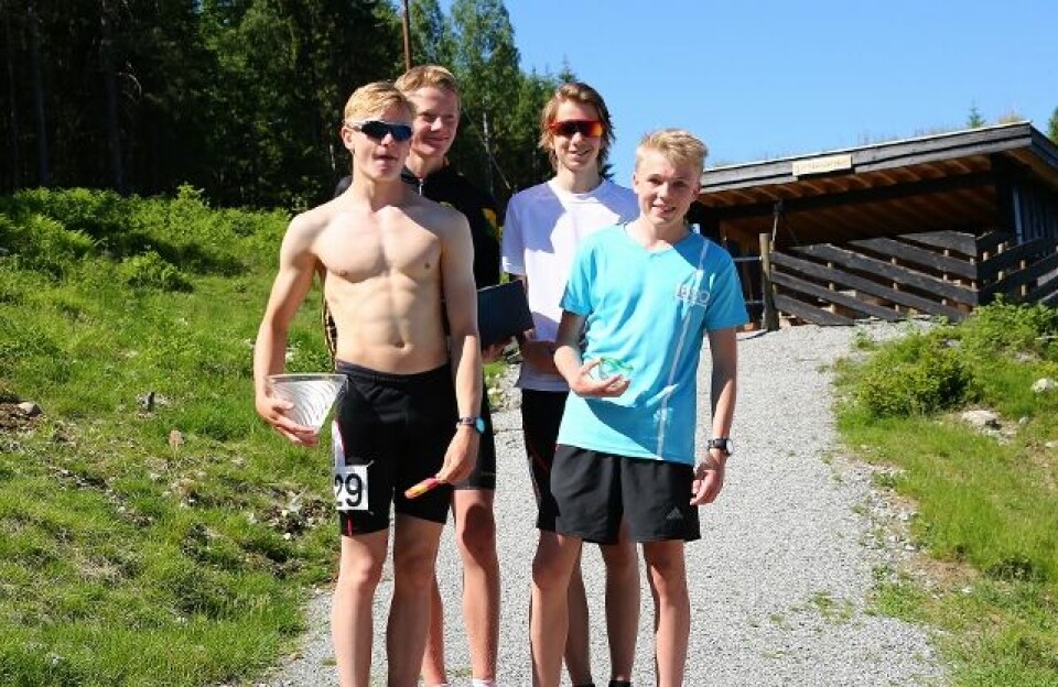 Kristian Monsen og Ingvild Wollebek vant Mistbergløpet Mistberglopet2016-Pallen-G16-17 (640x415).jpg