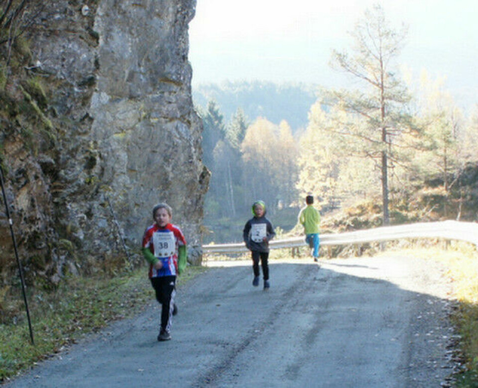 Seier til Helge Hafsås i historiens første Eikefjord Maraton Barneløpet-1.jpg