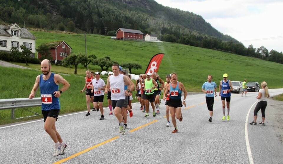 Den varmeste Hornindalsvatnet Maraton noensinne Maraton_start