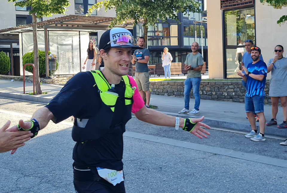 Sebastian Krogvig mot mål i Vielha etter 110 km. (Foto: privat) Sebastian Krogvig mot mål i Vielha etter 110 km. (Foto: privat)