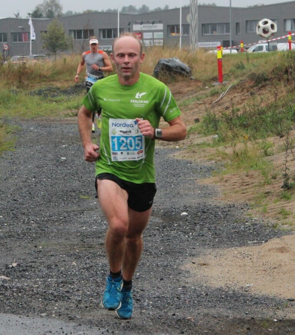 Våt, men strålende debut for Grimstad maraton Terje Fredriksen mellemtid 1 nummer 3 halvM.jpg