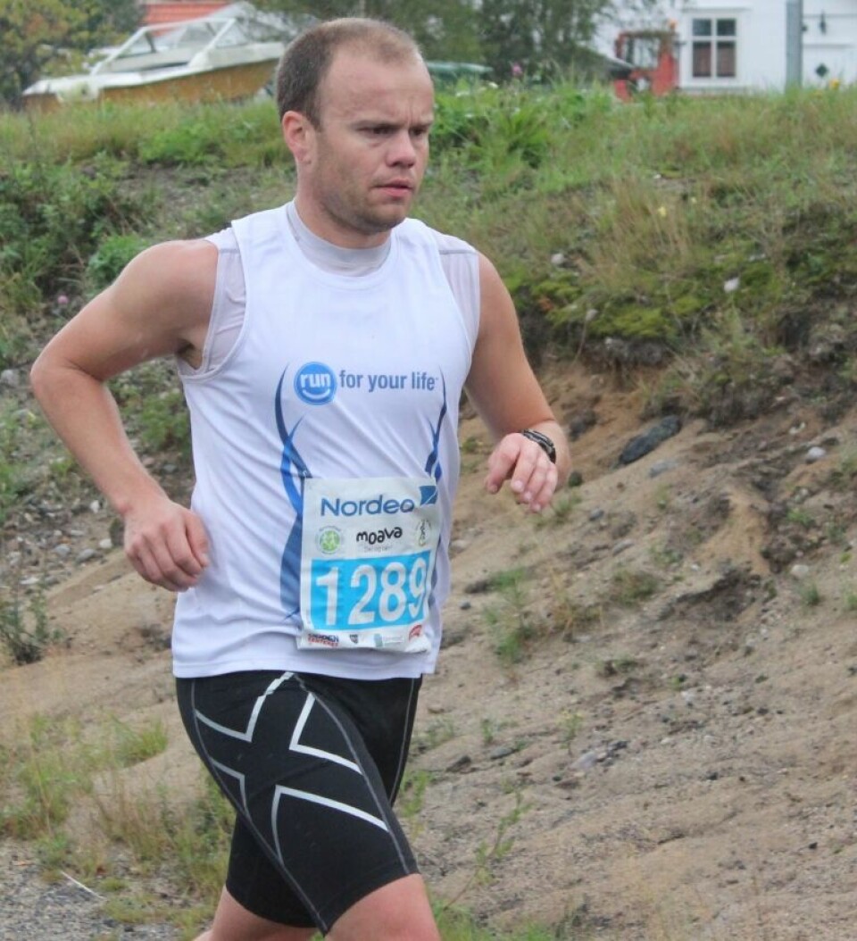 Våt, men strålende debut for Grimstad maraton Erik Norman paa Bergemoen nr 5 halvM.jpg