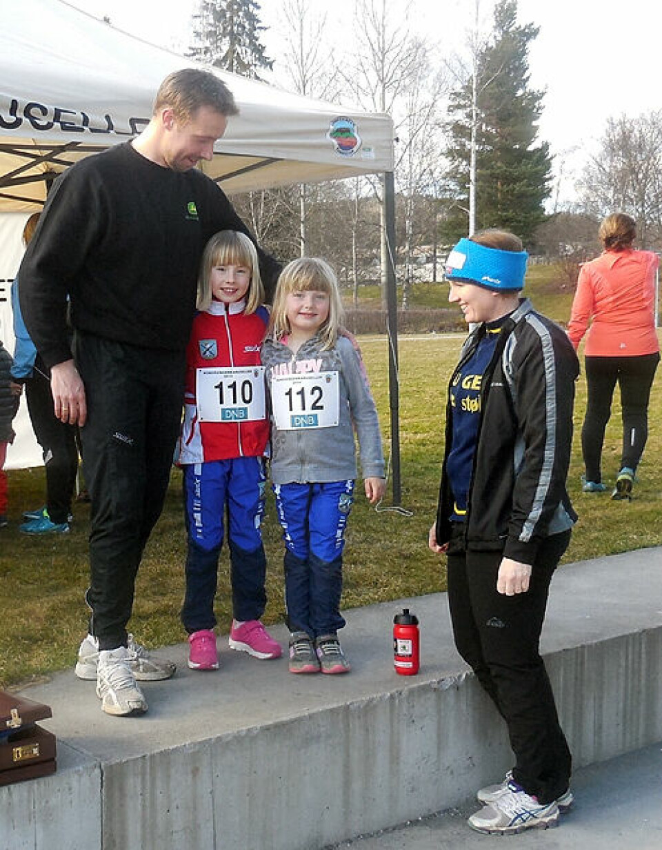 Rekorddeltakelse i årets første karuselløp på Kongsvinger Familie_stnr_110_112.jpg