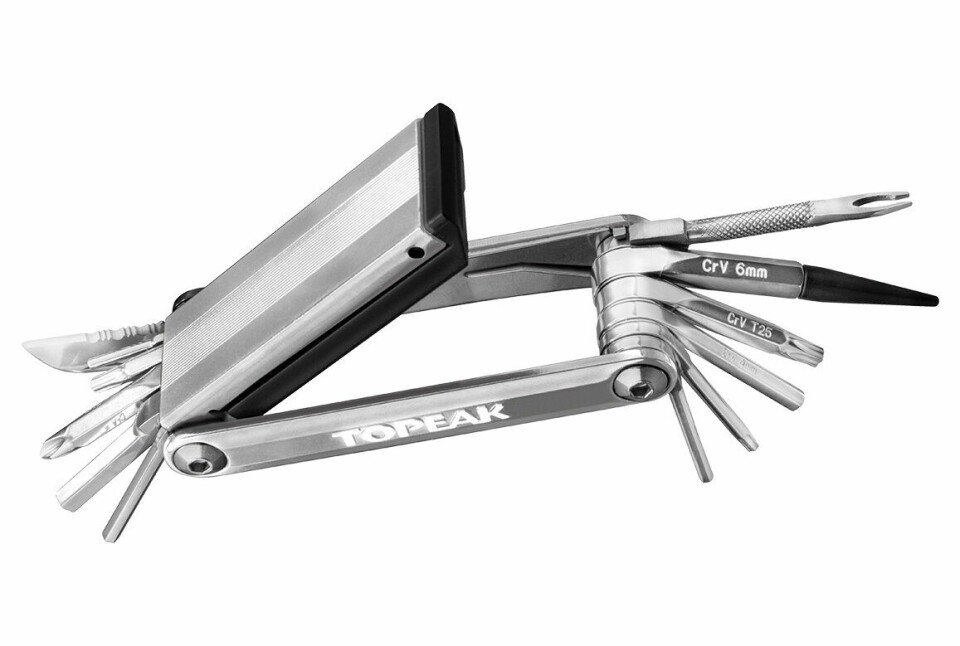 Topeak Tubi 18 multiverktøy med reparasjonskit for slangeløse dekk. (Foto: produsenten) Topeak Tubi 18 multiverktøy med reparasjonskit for slangeløse dekk. (Foto: produsenten)