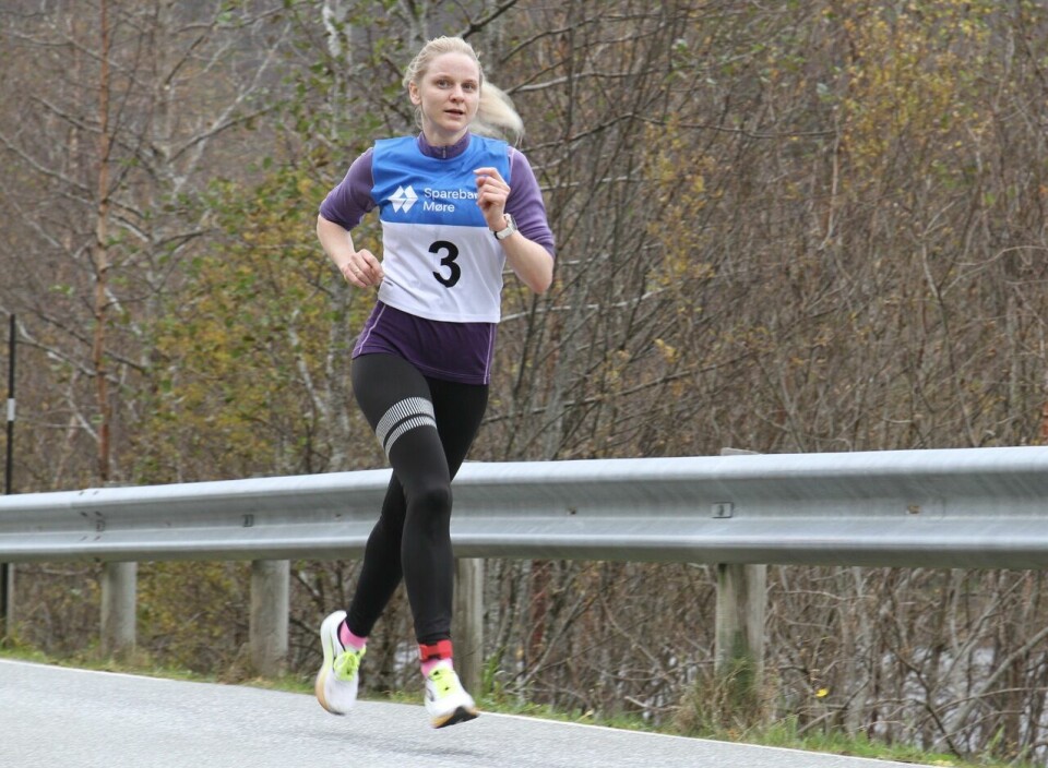 Hareid IL arrangerte Snipsøyrvatnet Rundt for 45. gang Oda_Renate_Midtfloe