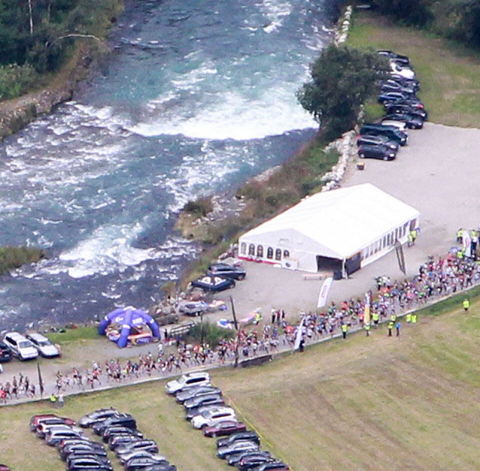 Skåla Opp fullsatt på en time Start_og_telt_A20G6706.jpg