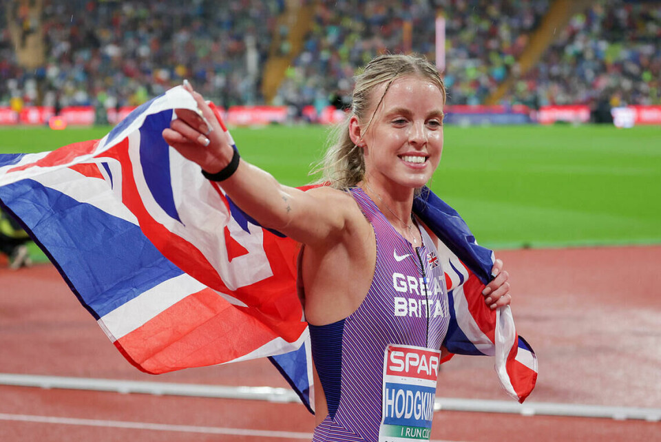 Hvilke sjanser har de norske løperne på 800 og 1500 m når Budapest-VM begynner på lørdag? Gull: Keeley Hodgkinson vant lørdagskvelden sitt første seniormesterskap. (Foto: Arne Dag Myking)