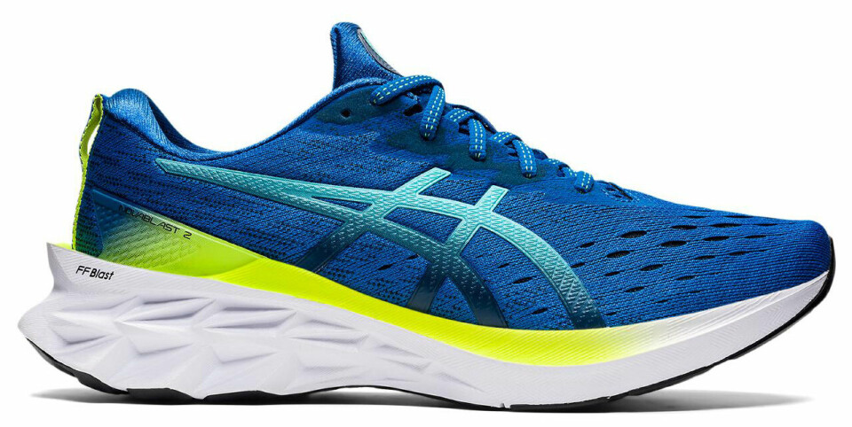 Test av løpesko for asfalt 2022 k2203-Asics-Novablast 2 Herre.jpg