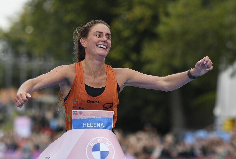 Håkon Brox og Helena Hope vant Oslo maraton maraton-helena-hope-maalgang_50D1084.jpg