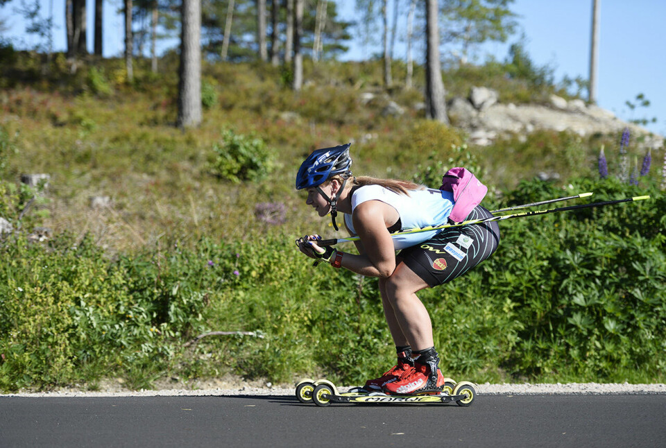 Kondis har sammenlignet de tre klassiske karbonskiene Skigo Classic Carbon, Fischer Speedmax Classic og Swix Triac Carbon Classic med aluminiumsskien IDT Classic. (Illustrasjonsfoto: Bjørn Johannessen) Kondis har sammenlignet de tre klassiske karbonskiene Skigo Classic Carbon, Fischer Speedmax Classic og Swix Triac Carbon Classic med aluminiumsskien IDT Classic. (Illustrasjonsfoto: Bjørn Johannessen)