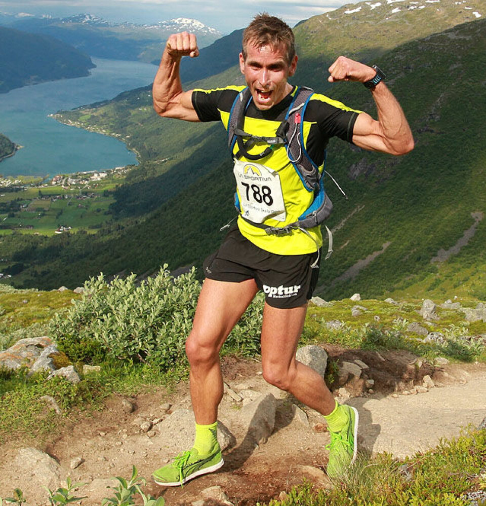 Skåla Opp fullsatt på en time KLas_Faeroevik_925m_linselus_A20G7706.jpg