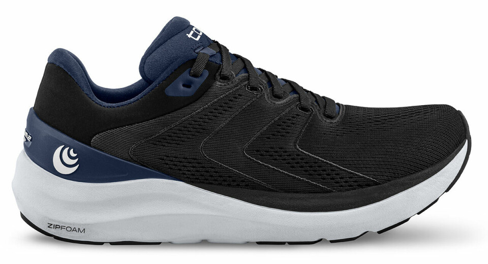 Test av løpesko for asfalt 2022 k2203-Topo Phantom 2 Dame.jpg