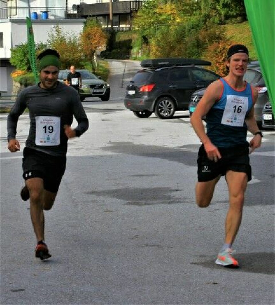 Trude Eimhjellen og Bendik Grimsbø vant Gloppen halvmaraton (Nå med flere bilder) IMG_3951.jpg