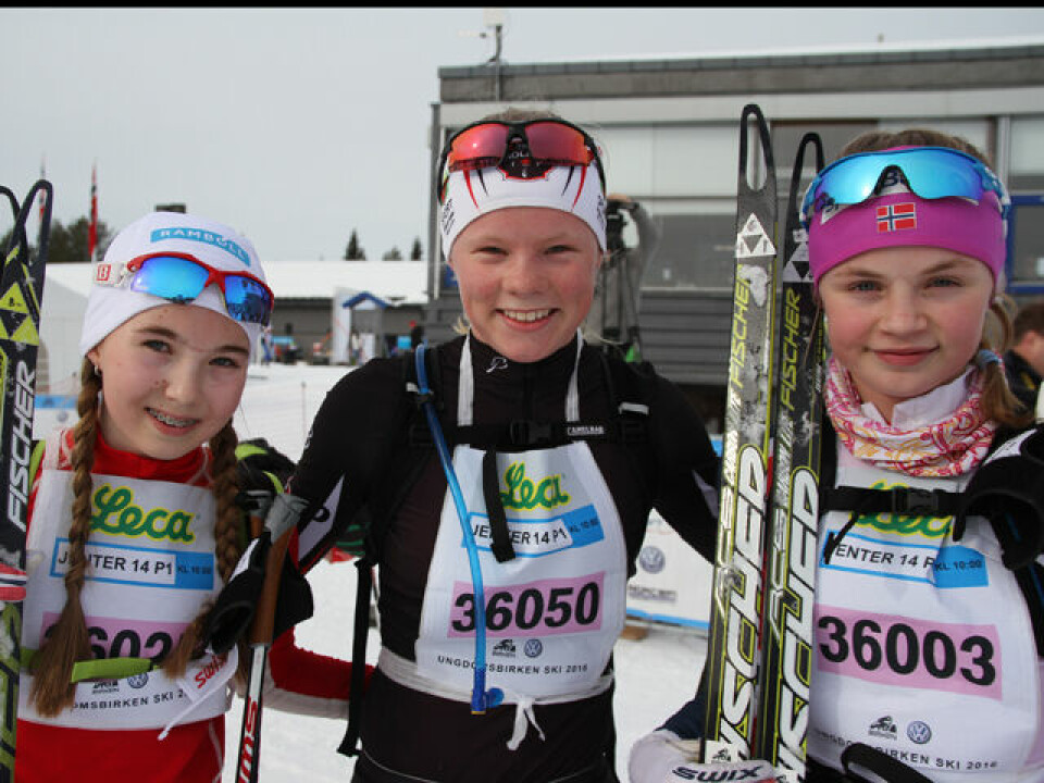 Rekord i UngdomsBirken - 2452 i mål på Birkebeineren skistadion UBirk-104_J13_Pallen.jpg